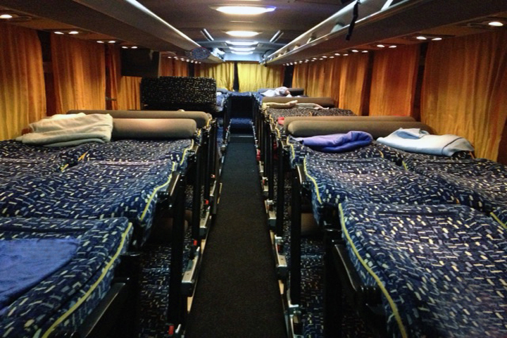 car-mercedes-couchette2-ntk-tourisme-autocar-voyage-transport-ile-de-france-location-bus-car